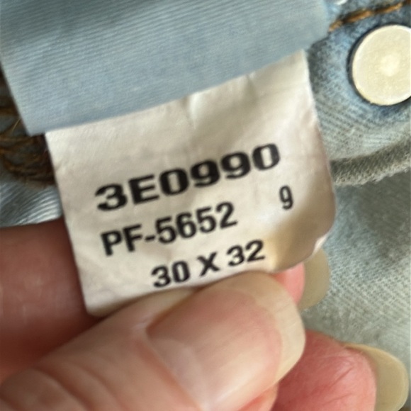 Hollister “Skinny Jean“ Men’s 5 Pocket Denim Whiskering Zipper Fly 30 X 32 - Picture 8 of 11